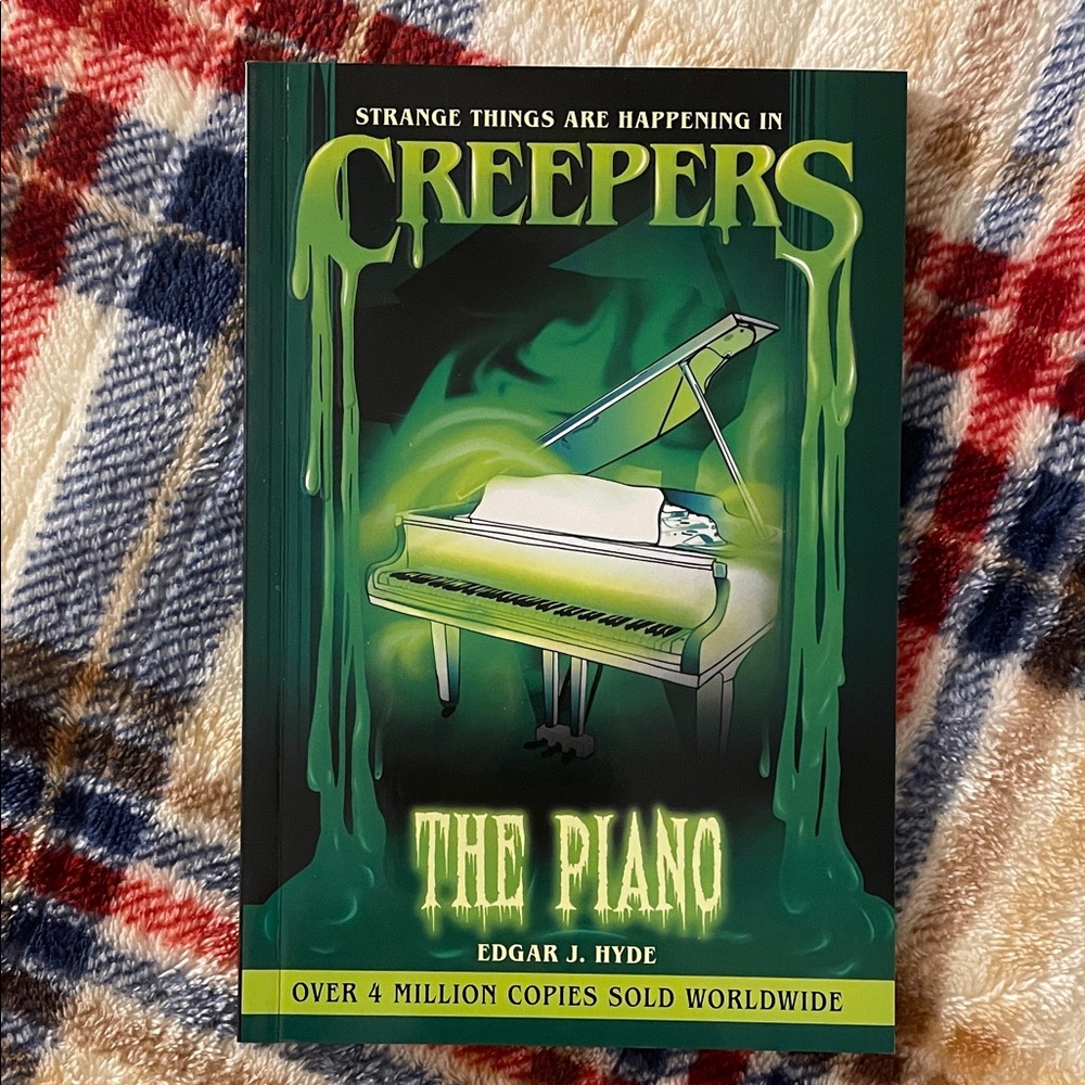 Creepers: The Piano by Edgar J. Hyde - Green Cover